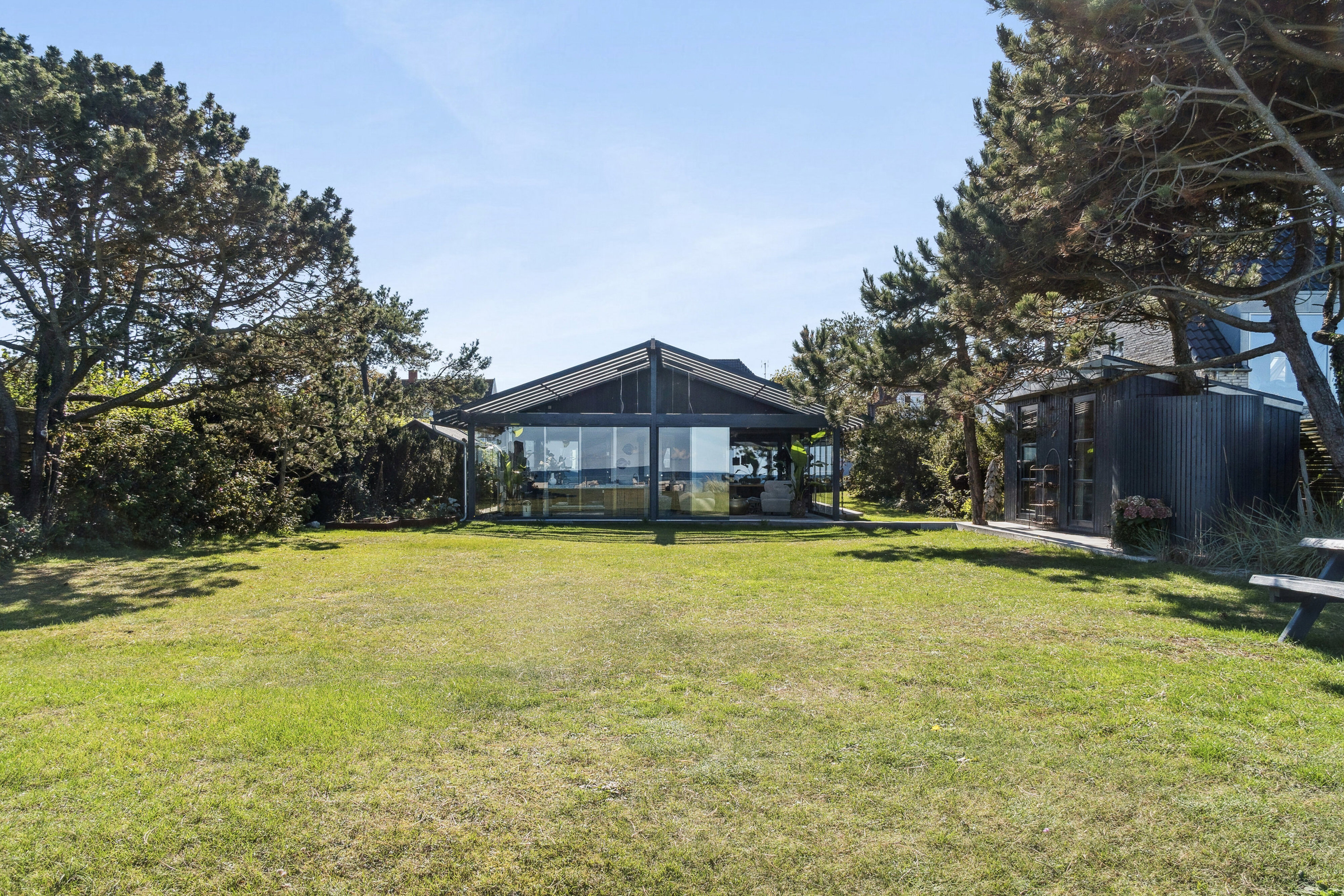 Nordre Strandvej 8, 3250 Gilleleje