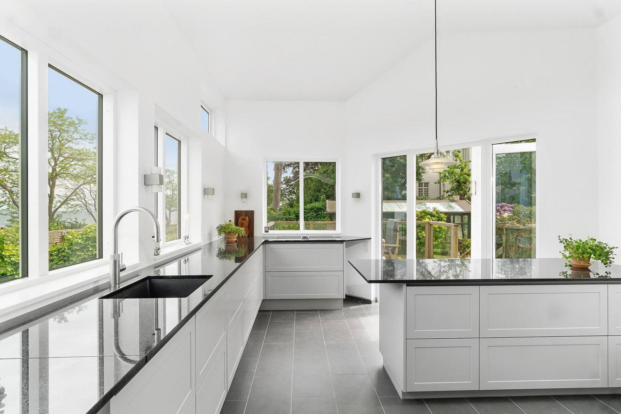 Engvej 1C, 2960 Rungsted Kyst