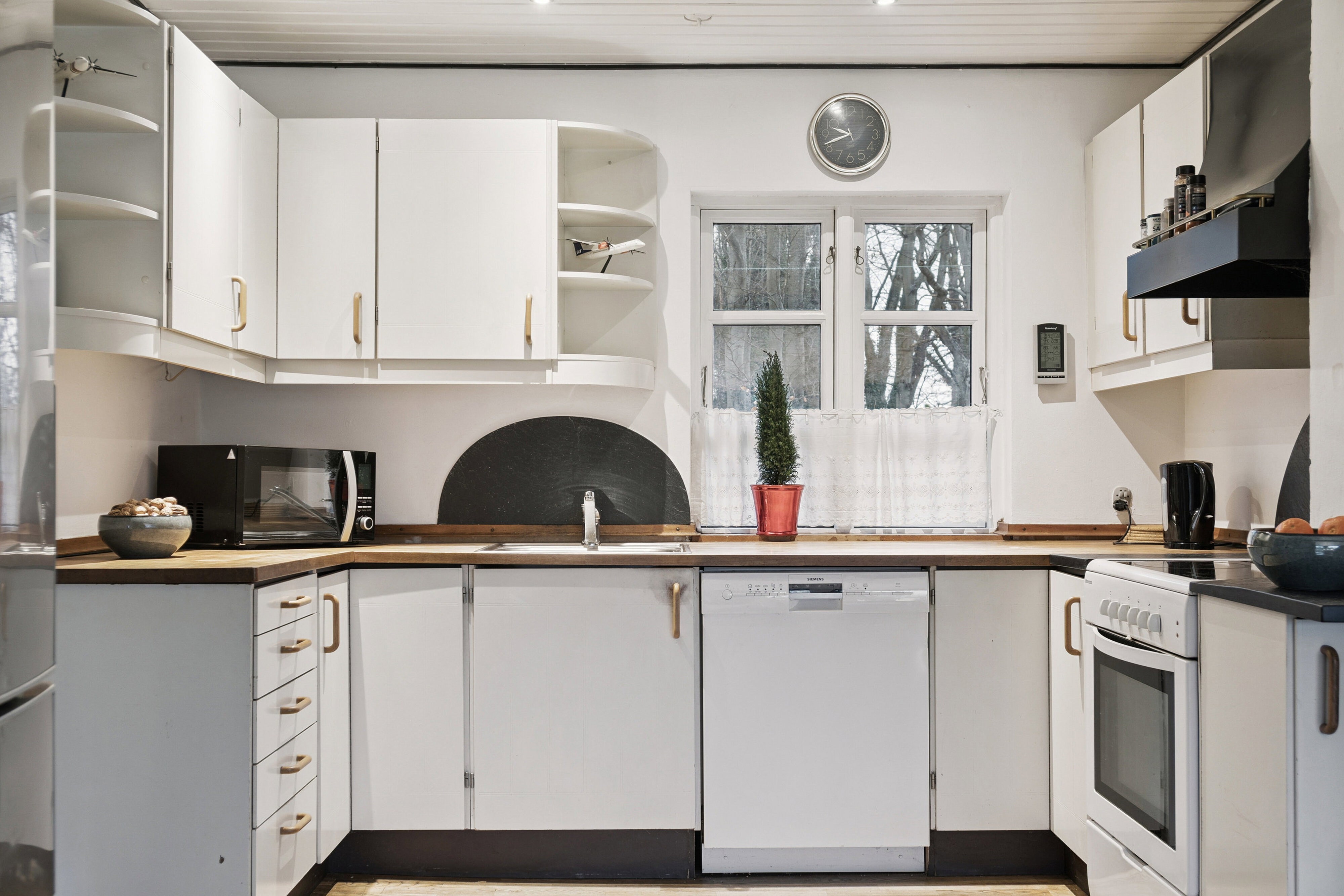 Holtesgårdvej 14, 3120 Dronningmølle