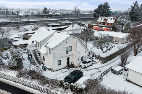 SJÆLDENT STORT HÅNDVÆRKERTILBUD MED STÆRKE RAMMER