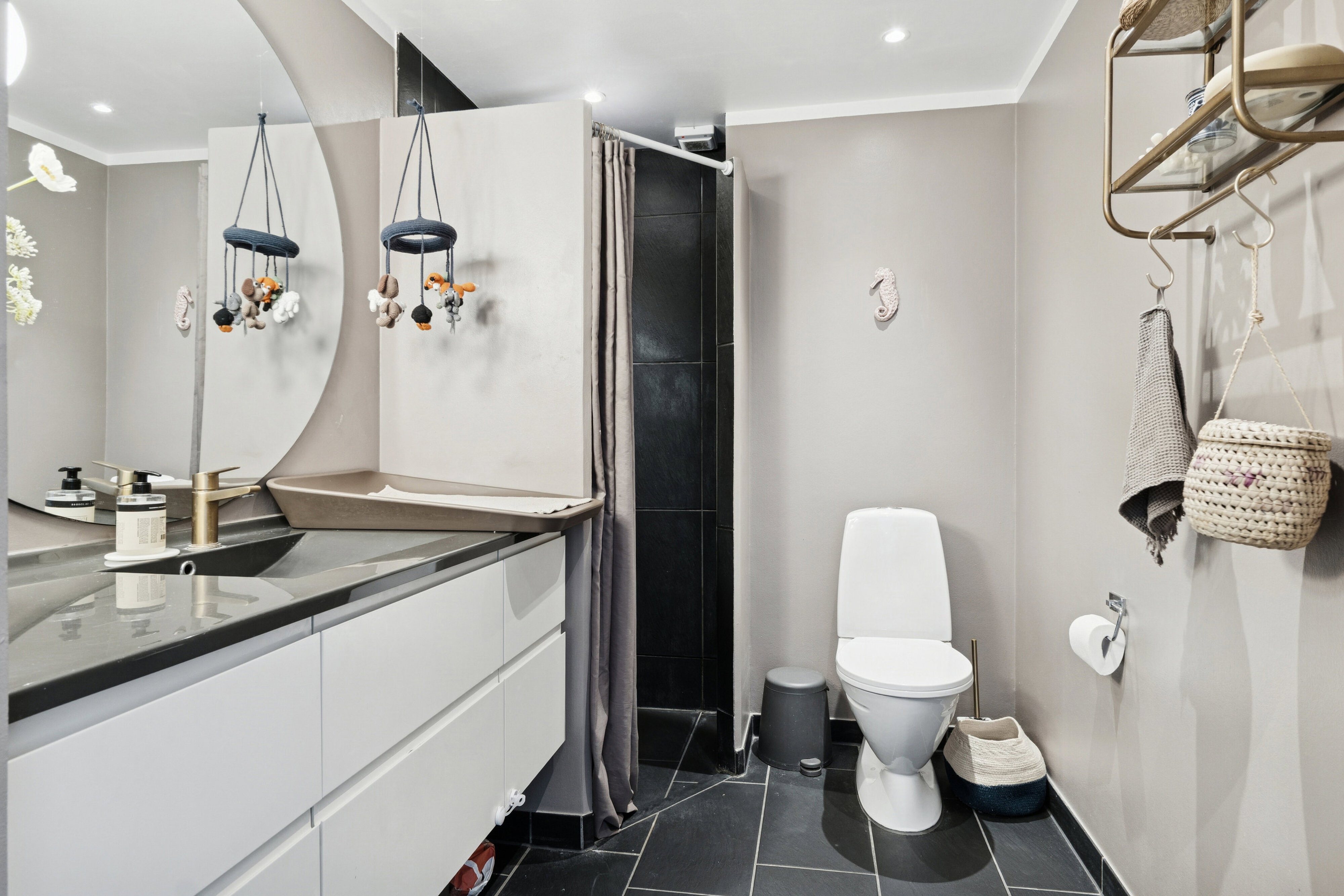 Engtoftevej 29A, 1. th., 9000 Aalborg