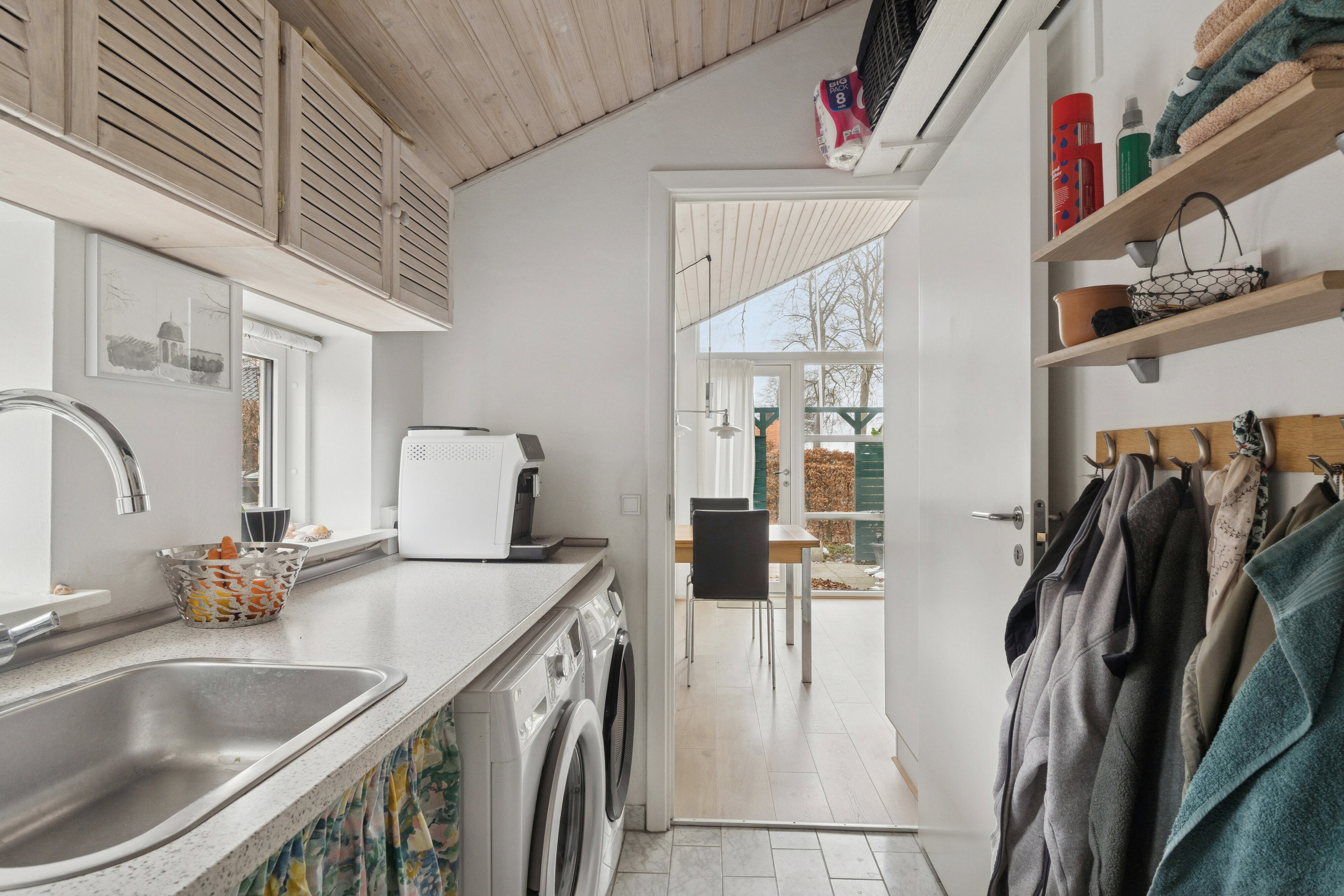 Sveasvej 9, 3150 Hellebæk