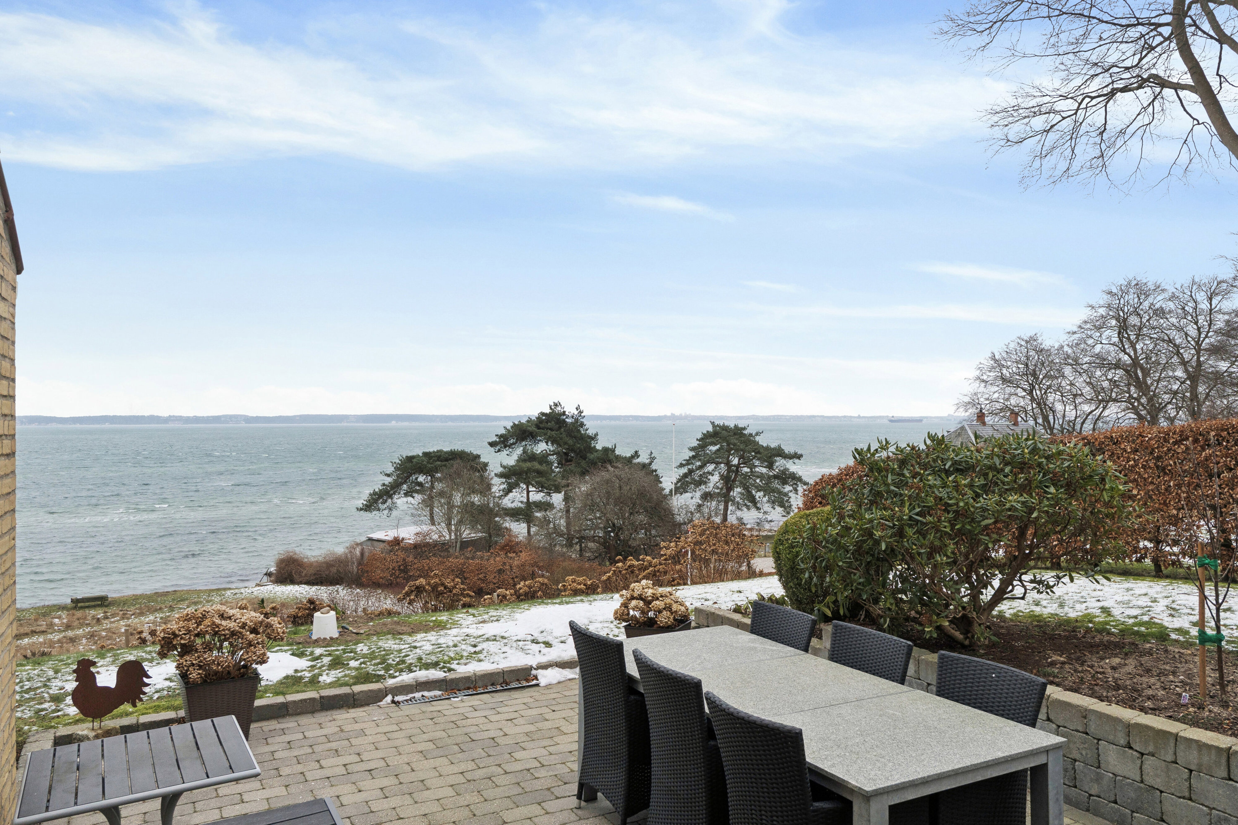 Sveasvej 9, 3150 Hellebæk