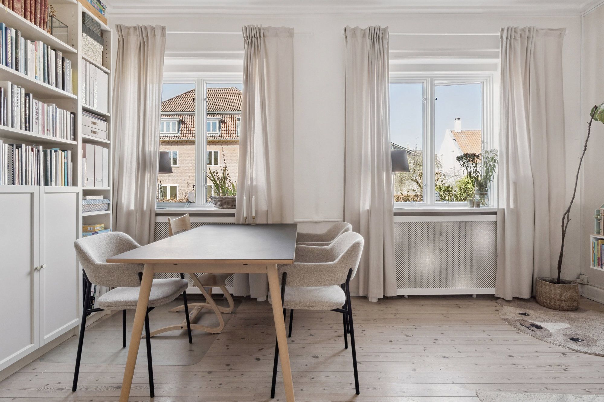 Esthersvej 22, st. tv., 2900 Hellerup