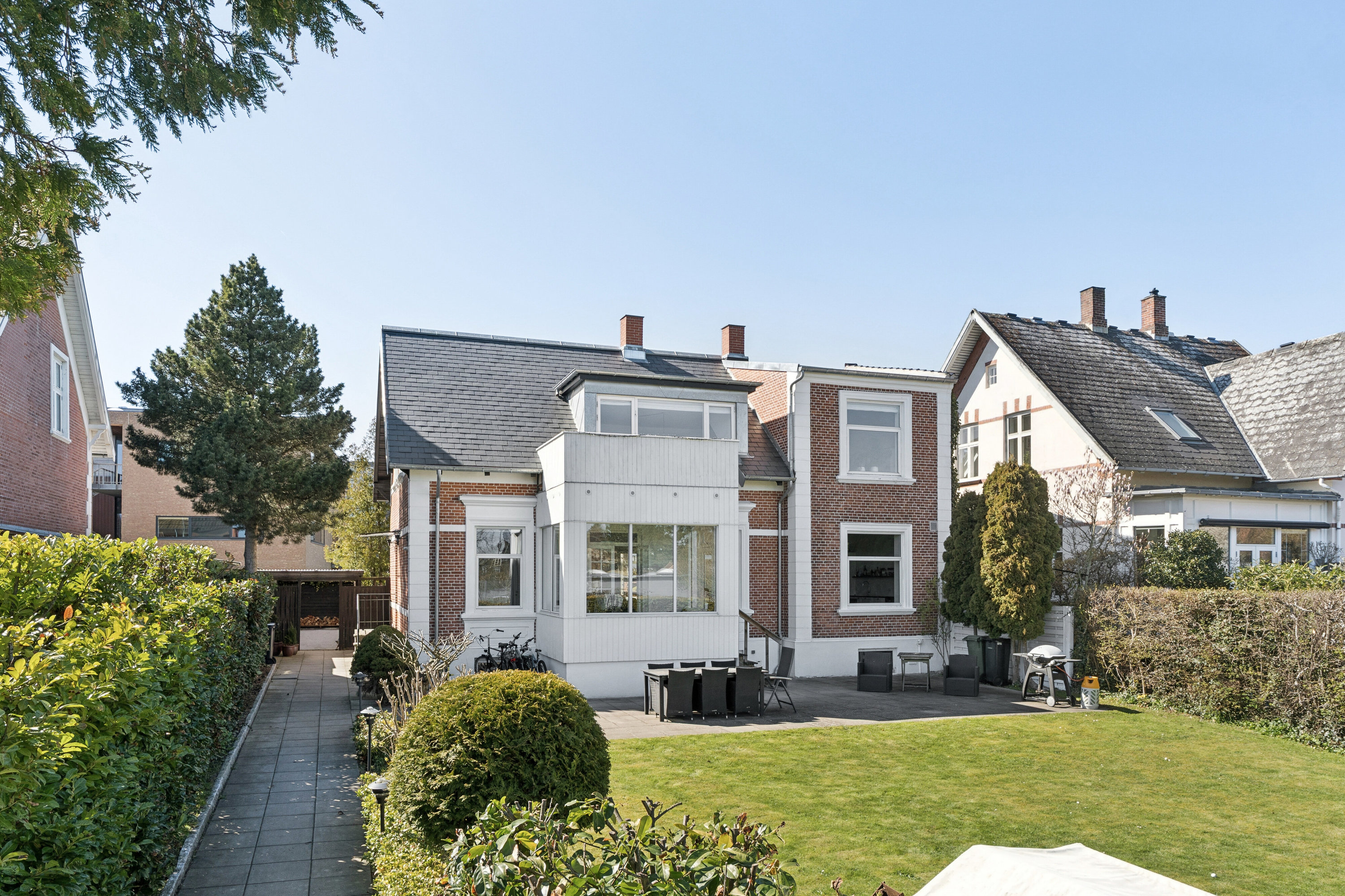 Villalejlighed på Grønnevænge 9, 1. 2920 Charlottenlund.