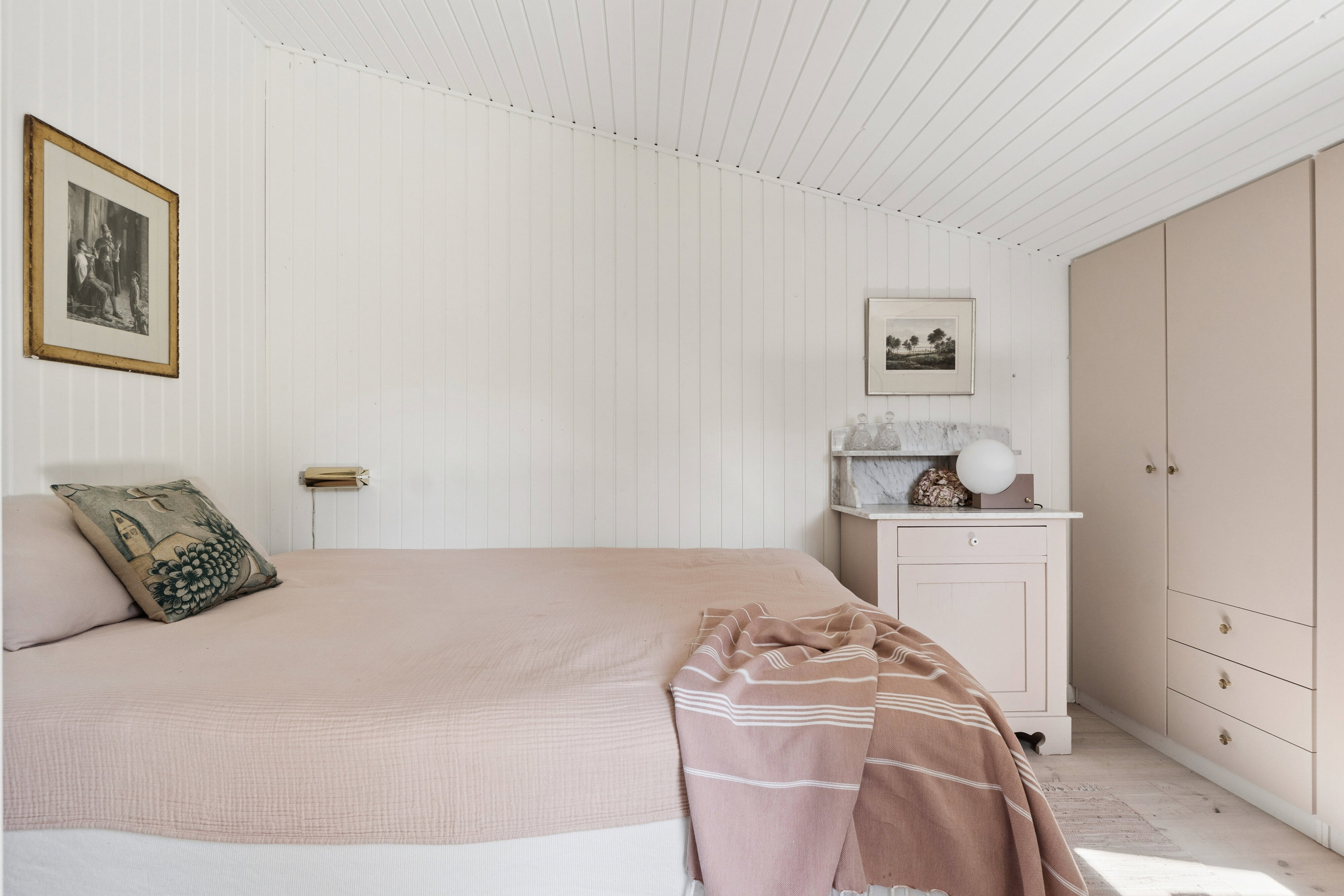 Tisvilde Lundevej 15B, 3220 Tisvildeleje