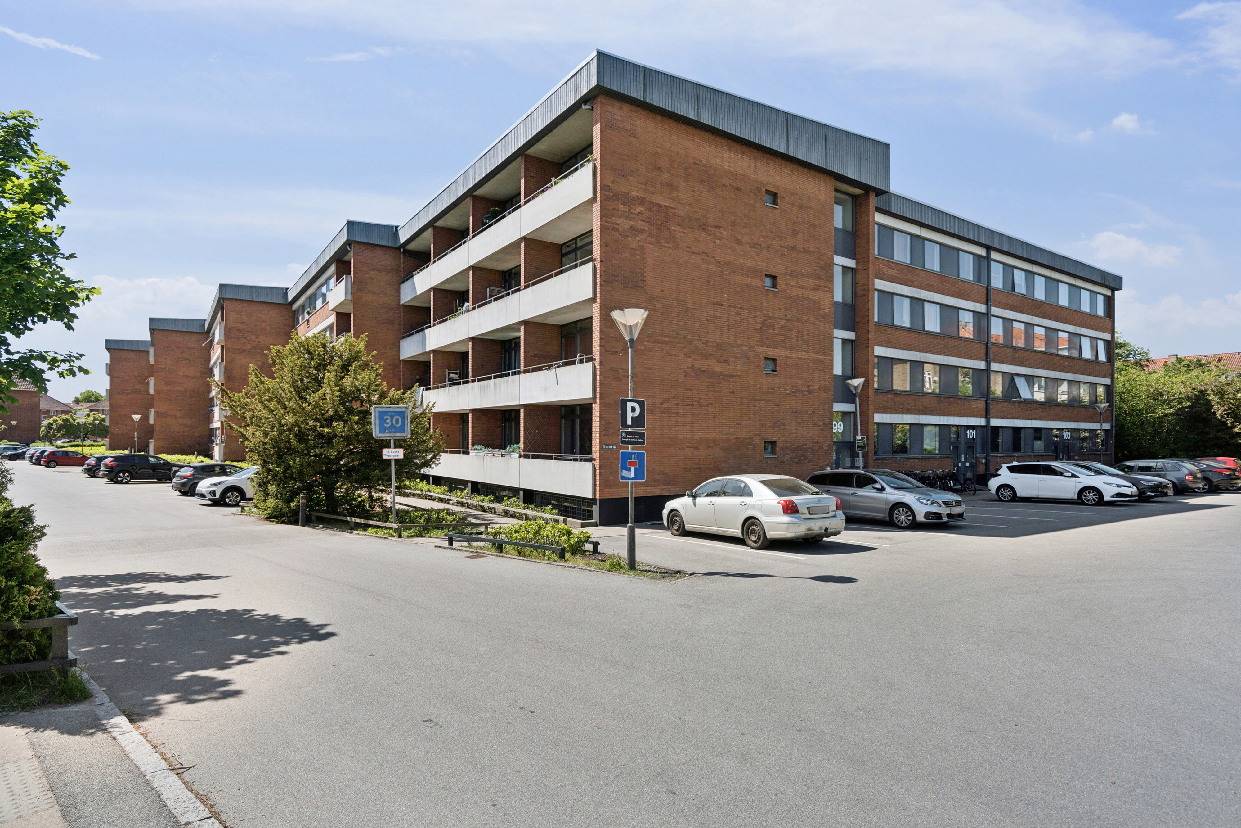 Banebrinken 95, 1. 38., 2400 København NV