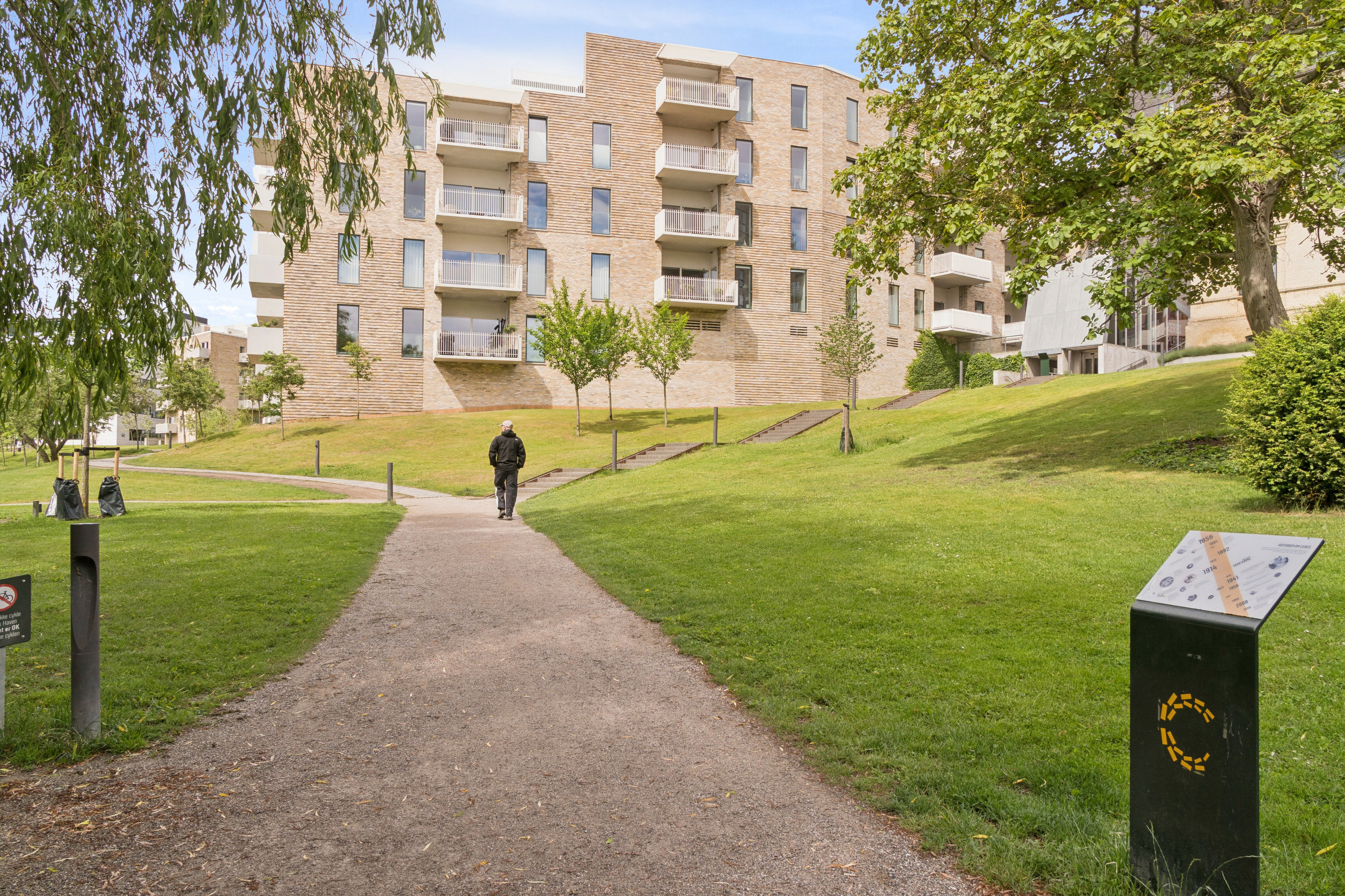 Ceresbyen 66, 6. 4., 8000 Aarhus C