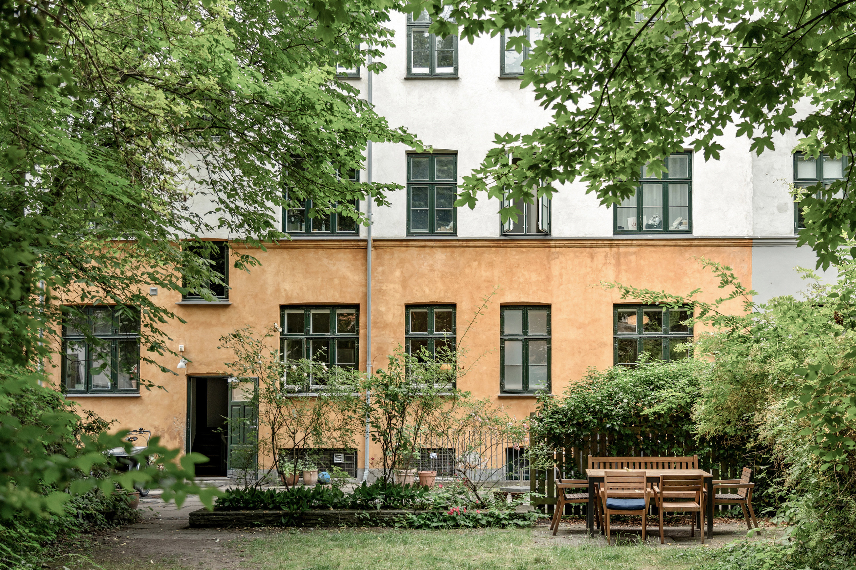 Sankt Thomas Alle 6, st. tv., 1824 Frederiksberg C