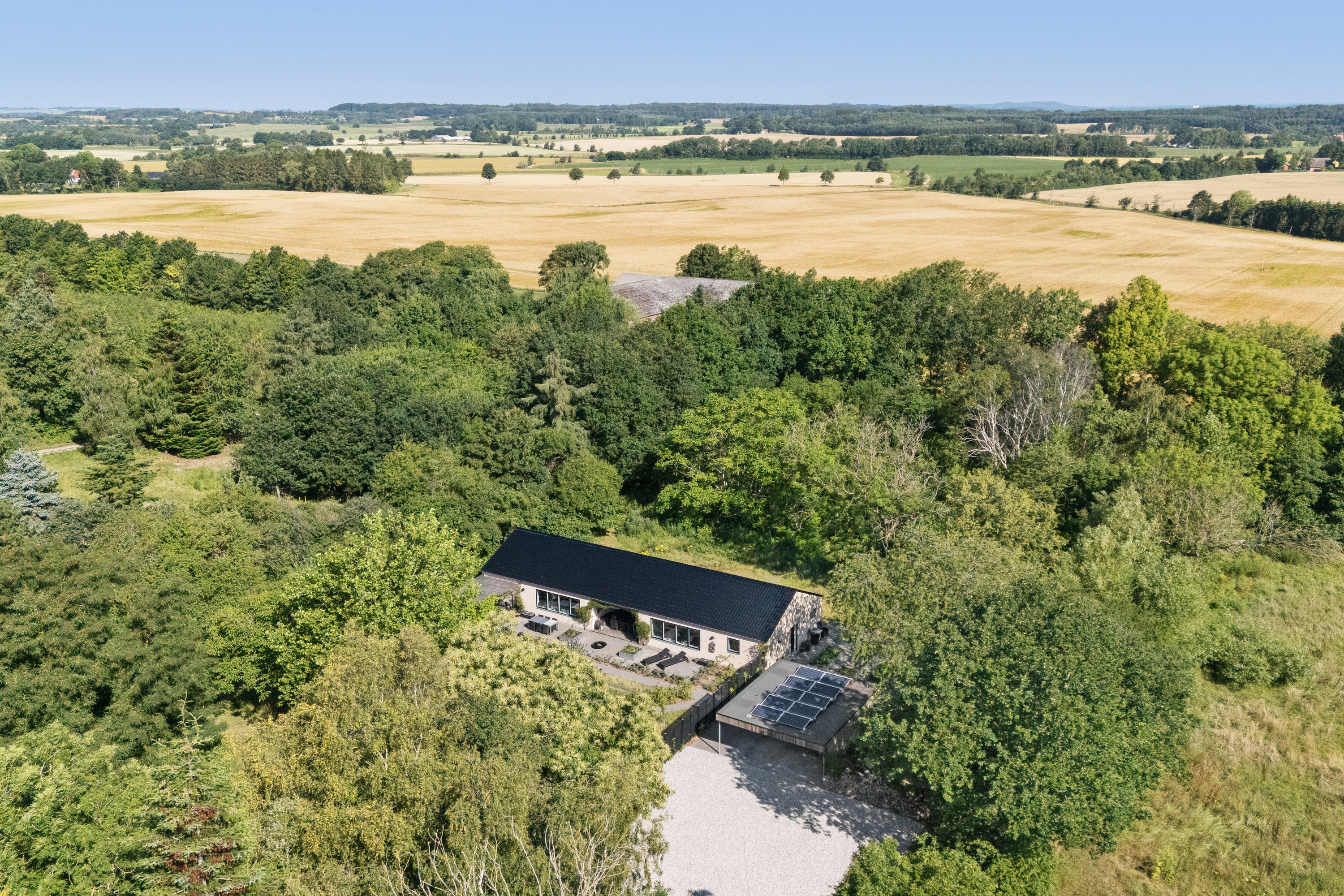 Landejendom på Thorsagervej 27 8544 Mørke.
